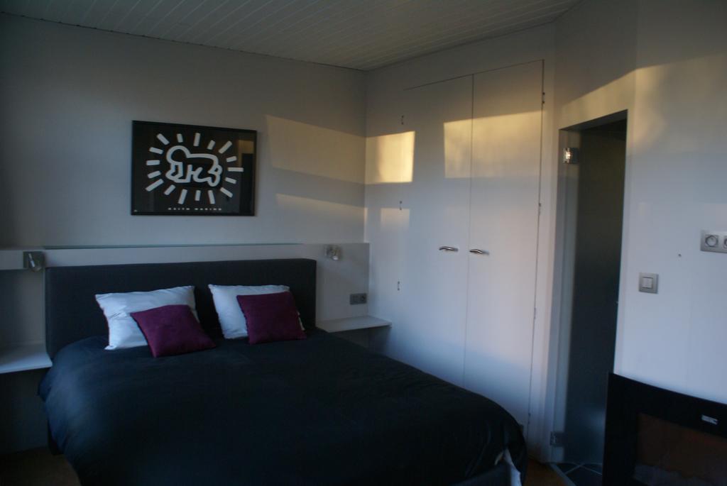 Guest House Feliz Louvain Chambre photo