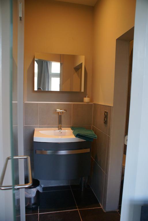 Guest House Feliz Louvain Chambre photo